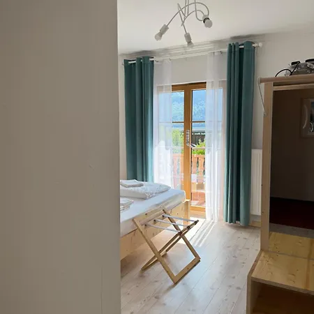 Seehotel Am Hallstaettersee Obertraun Exterior photo