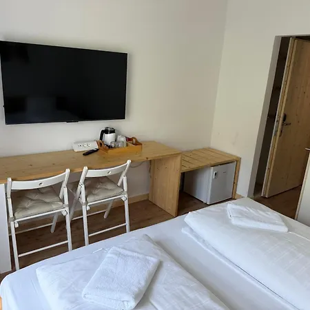 Seehotel Am Hallstaettersee Obertraun Room photo