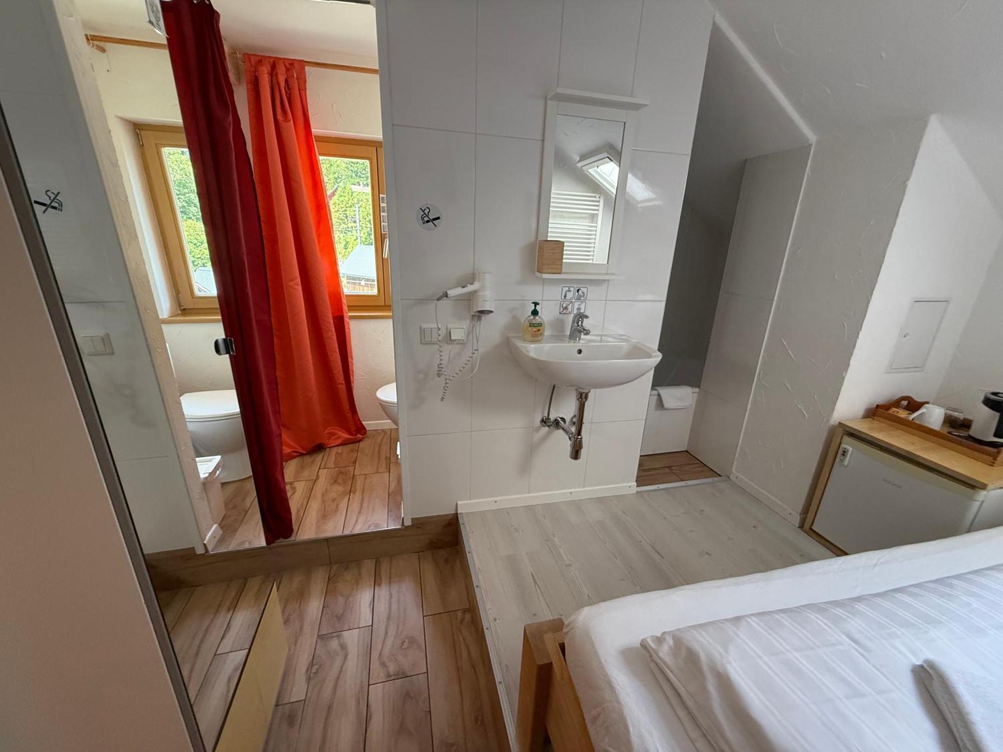 Seehotel Am Hallstaettersee Hotel
